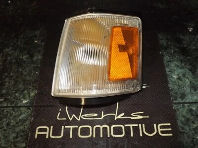 88-89 OEM Subaru DL универсал передний водитель угловой фонарь в сборе IKI 5173 FL DV - Изображение 1 из 4