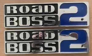 Vintage ROAD BOSS 2 White Truck Emblem Nameplate 2pcs PAIR - Picture 1 of 5