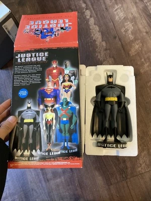 Batman Maqueta Estatua Liga de la Justicia Serie Animada #6788/8500 DC Direct Foto 1 de 4