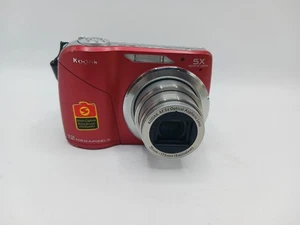 Kodak Digital Camera EasyShare C190 12 Megapixel 5X Optical Zoom Red - Picture 1 of 7
