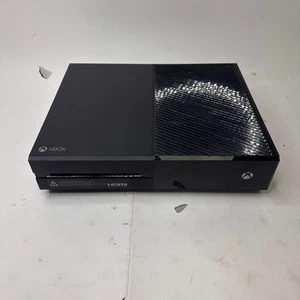 Consola Microsoft Xbox One 500 GB sistema de juegos solo negro 1540 - Imagen 1 de 7
