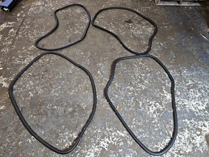 ALFA ROMEO STELVIO 4Q DOOR RUBBER SEAL FROM THE SHELL SET 2017-2023 - Picture 1 of 5