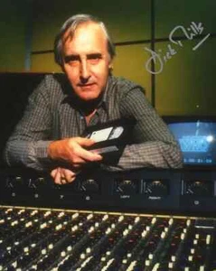 Doctor Who Autograph: DICK MILLS (Radiophonics Workshop) Signed Photo - Picture 1 of 1