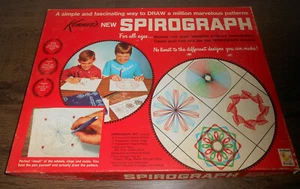 Vintage 1967 Kenner's NO. 401 Spirograph Drawing Set Blue Tray - Picture 1 of 7