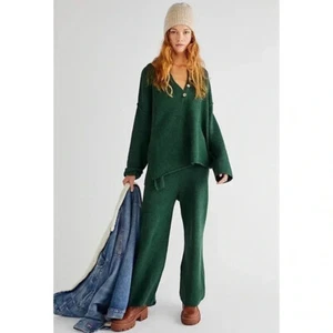 Conjunto Suéter Free People Hailee Dos Piezas Pantalones a Juego Top Verde Oscuro Talla Pequeña - Imagen 1 de 12