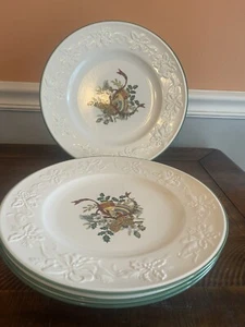 Mikasa Holiday Season Dinner Plates Set of 4 Green Trim Embossed Holly - Picture 1 of 7