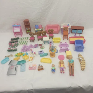 Lote de muebles y muñecas vintage Fisher Price Loving Family para casa de muñecas - Imagen 1 de 7