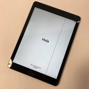 Apple iPad 5th Gen A1822 MP2F2LL/A 32GB 9.7" - WiFi Only - Space Gray (See Desc) - Picture 1 of 12