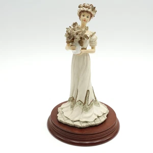 Leonardo Collection Figurine Summer Bouquet Lady with Flowers Cream Resin 22cm - Picture 1 of 18