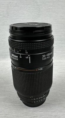 Nikon AF NIKKOR 35-135mm f/3.5-4.5 Macro Autofocus SLR Camera Lens - Image 1 of 4