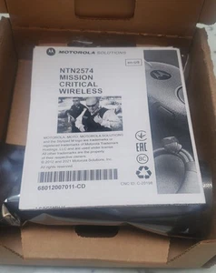 Motorola NTN2570C Mission Critical Bluetooth Wireless PTT - Zdjęcie 1 z 3