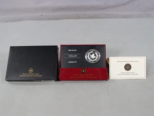 2006 Uncirculated Royal Canadian Mint Sterling Silver $1 Dollar Coin COA Display - Picture 1 of 3