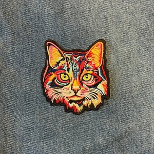 3.5 Inch Patch Iron, Colorful Cat, Embroidery - Picture 1 of 3