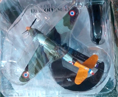 Avión II Segunda Guerra Mundial Dewoitine D.520 / Francia 1941  (1/72) AGM n13 - Imagen 1 de 4