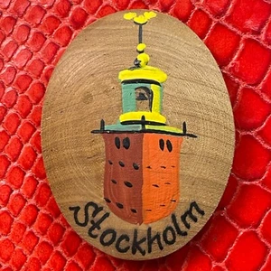 SWEDEN🇸🇪WOODEN FRIDGE MAGNET✅STOCKHOLM CAPITAL CITY TOWER TOURISTIC SOUVENIR🎗 - Picture 1 of 2
