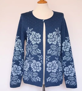 Oleana Strickjacke Wolle Seide blau geblümt Größe M - Bild 1 von 6