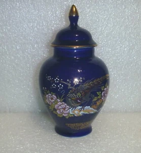 Cobalt Blue Kutani Style Vase With Gold Rim Top, & Gold Tip Lid Pheasant - Picture 1 of 11