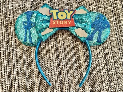 NUEVO Disney Toy Story Orejas de Mickey Mouse Diadema Woody and Buzz Arco Lentejuelas Foto 1 de 2
