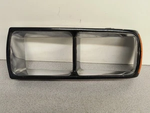 (READ) 1981-1983 AUDI 4000 LEFT DRIVER LH HEADLIGHT DOOR TRIM BEZEL - Picture 1 of 19