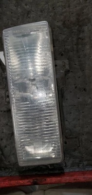 Passenger Right Headlight Composite Fits 96-02 EXPRESS 1500 VAN 1087491 - Image 1 of 4