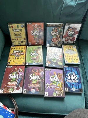 The Sims 2 Bundle - Pets - 10 Expansion Packs - 12 PC CD Roms - games lot - Image 1 of 4