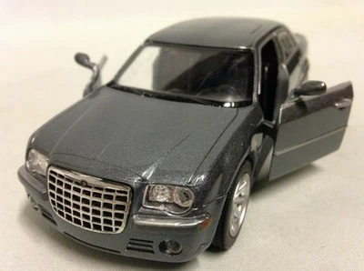 NEWRAY, CHRYSLER 300C Dark Gray, 1/32, NEW50433HH - Image 1 of 4