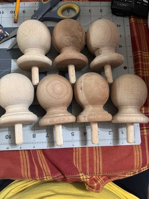 Lote de 7 remates de madera Foto 1 de 4