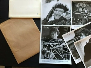 Missing in Action (Chuck Norris, 1984) - Movie Press Kit Envelope w/Press Photos - Picture 1 of 6
