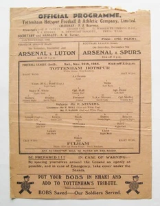 TOTTENHAM HOTSPUR v FULHAM 1944/1945 *Fair Condition Football Programme* - Picture 1 of 2