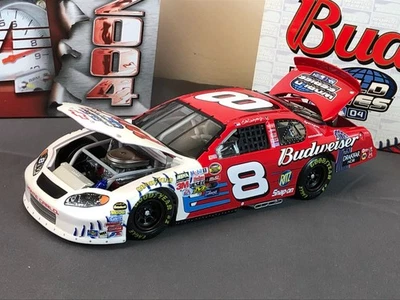 Action 1:24 Diecast DALE EARNHARDT JR #8 BUD MLB WORLD SERIES 2004 Monte Carlo - Image 1 of 4