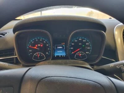 Medidor de velocímetro usado se adapta a: Chevrolet Malibu Cluster 2015 VIN 1 límite de cuarto dígito Foto 1 de 4
