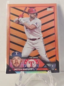 2023 TOPPS UPDATE Mitch Garver US177 Orange & Black Foil Parallel Rangers SP - Picture 1 of 2