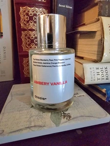 Dossier Ambery Vanilla 95% Full No Box - Picture 1 of 3
