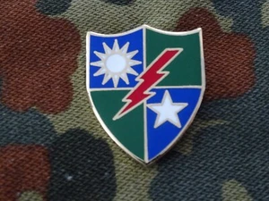 (A15-21)US Pin Insignia Crest Airborne 75th Ranger - Imagen 1 de 2
