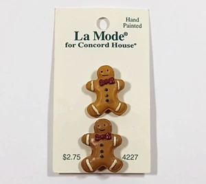 La Mode Gingerbread Man Buttons 1"H Shank Christmas Hand Painted New Card #4227 - Picture 1 of 4