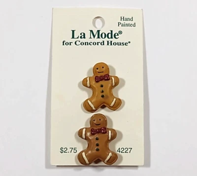 La Mode Gingerbread Man Buttons 1"H Shank Christmas Hand Painted New Card #4227 - Image 1 of 4