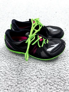 Brooks Pure Connect Damen-Schnürschuhe Low-Top schwarz Laufschuhe Größe 7 - Bild 1 von 10