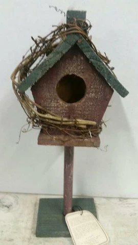 BOYD'S BEARS WOODEN BURGUNDY & HUNTER GREEN BIRDHOUSE 12.5IN. ACCESSORY ITEM Cover