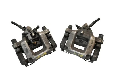 08-17 Mercedes W207 E550 C300 E400 Rear Left & Right Side Brake Calipers Set OEM - Image 1 of 4