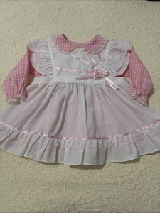 Vintage Alexis Pink Gingham Pinafore 2P Baby Dress Satin Rose Lace Trim 9M - Picture 1 of 22
