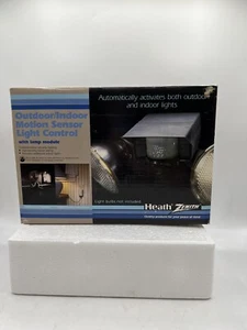 Heath Zenith SL-5320-A Outdoor/Indoor Motion Sensor Light Control W/ Lamp Module - Picture 1 of 8