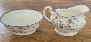Crema y azucarero abierto Paragon Fine English Bone China, patrón de flor raro - Imagen 1 de 7