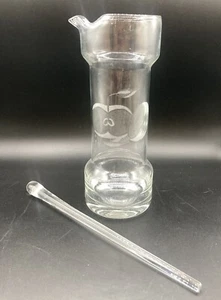 Etched Apple Martini Drink 11.75” Pitcher & 13" Glass Stirrer MCM Mid Century - Picture 1 of 12