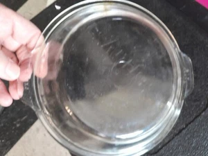 3 Pyrex Deckel 2 kleiner, 1 größer #'s 632, 632, 684 LESEN - Bild 1 von 7