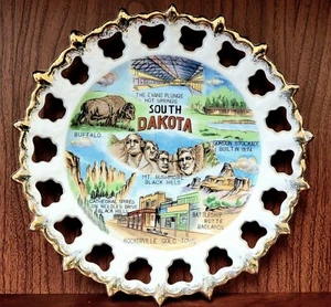 Vtg South Dakota Travel Souvenir Plate 8" Gold detail Lace Pierced Edge - Picture 1 of 9