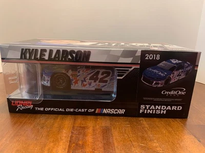 Kyle Larson #42 Credit One Bank Patriotic Race 2018 versión 1/24 Lionel Nascar Foto 1 de 4