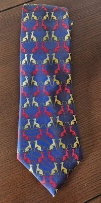 Corbata Henry A La Pensee 100 % seda para hombre París Francia roja y amarilla sobre azul marino Foto 1 de 3