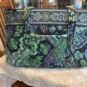 Vera Bradley shoulder bag 10” x 14” - Picture 1 of 5