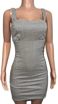 Mini Vestido Nicole Miller Negro Rayas Acanalado Forrado Bodycon Nuevo con Etiquetas S Informal Elegante Foto 1 de 3