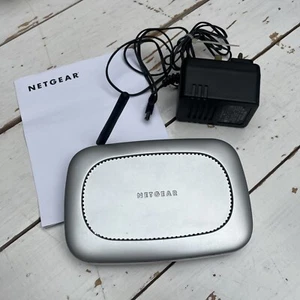 Netgear MR814v2 Wireless Router  4 Ports - Picture 1 of 1